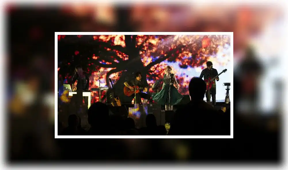 La banda peruana Budapest ofrece concierto folk indie en la Fundación Telefónica La banda peruana Budapest ofrece concierto folk indie en la Fundación Telefónica