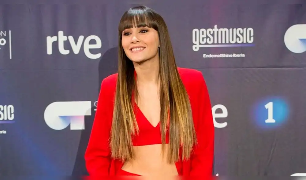 Aitana Ocaña tiene veinte años y es una cantautora española de gran popularidad. Aitana Ocaña tiene veinte años y es una cantautora española de gran popularidad.