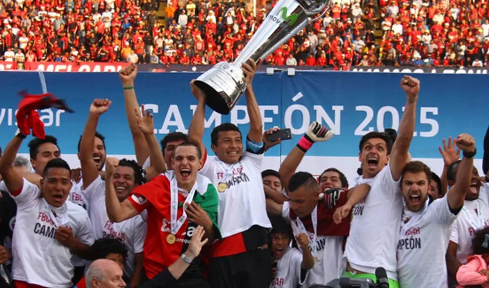 En el 2015, Melgar se proclamó campeón en su centésimo aniversario. En el 2015, Melgar se proclamó campeón en su centésimo aniversario.