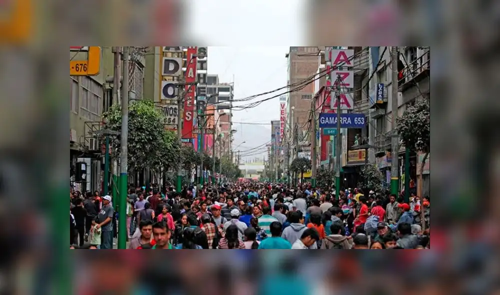 Gamarra: La Victoria permitirá que vendedores ambulantes se queden durante Fiestas Patrias Gamarra: La Victoria permitirá que vendedores ambulantes se queden durante Fiestas Patrias