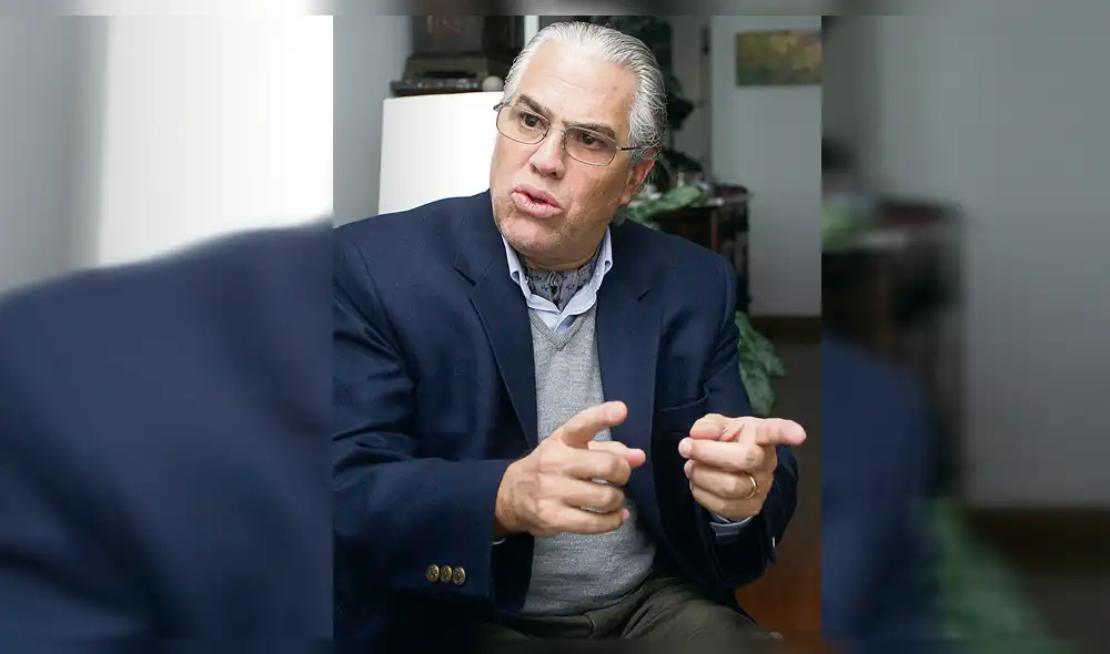 Gino Costa: “El fiscal Gonzalo Chávarry tiene que irse, nunca debió asumir”