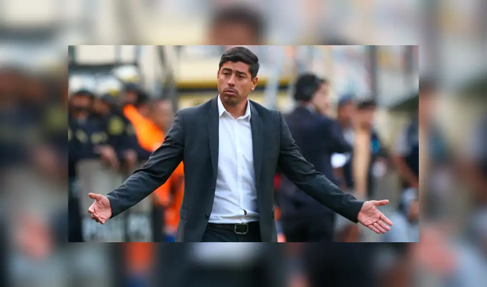 Carlos Moreno acerca de Córdova: "No podemos cambiar de técnico cada tres malos resultados" Carlos Moreno acerca de Córdova: "No podemos cambiar de técnico cada tres malos resultados"