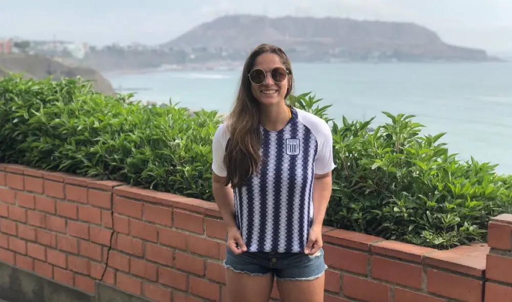 Raisia Simplicio se confesó ser hincha de Alianza Lima. Raisia Simplicio se confesó ser hincha de Alianza Lima.
