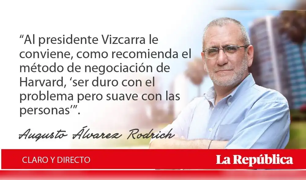 Golpe a golpe, Vizcarra sigue caminando