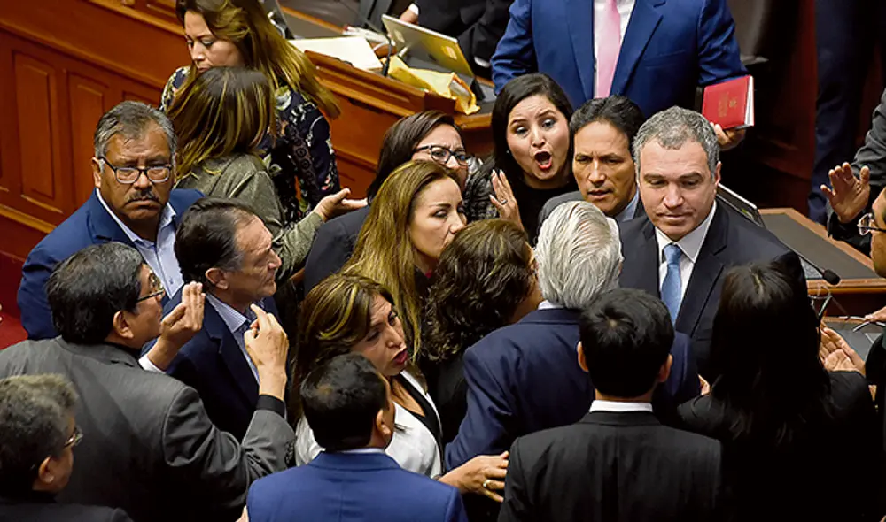 TC inicia debate sobre disolución del Congreso