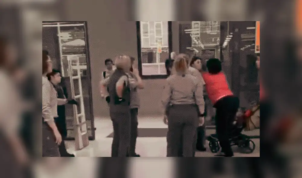 Mujer agrede a trabajadores. Mujer agrede a trabajadores.