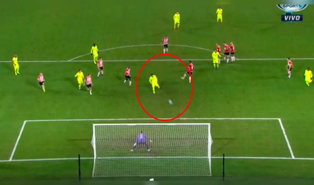 Barcelona vs PSV: Piqué desvió remate de Messi y anotó el 2-0 [VIDEO]