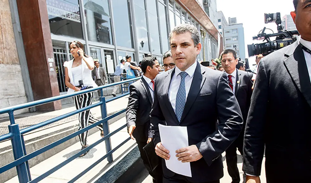 Aclara. Rafael Vela precisó que acusación por lavado de activos contra Keiko es por US$ 1 millón 200 mil que recibió de Odebrecht. (A. Mejía) Aclara. Rafael Vela precisó que acusación por lavado de activos contra Keiko es por US$ 1 millón 200 mil que recibió de Odebrecht. (A. Mejía)