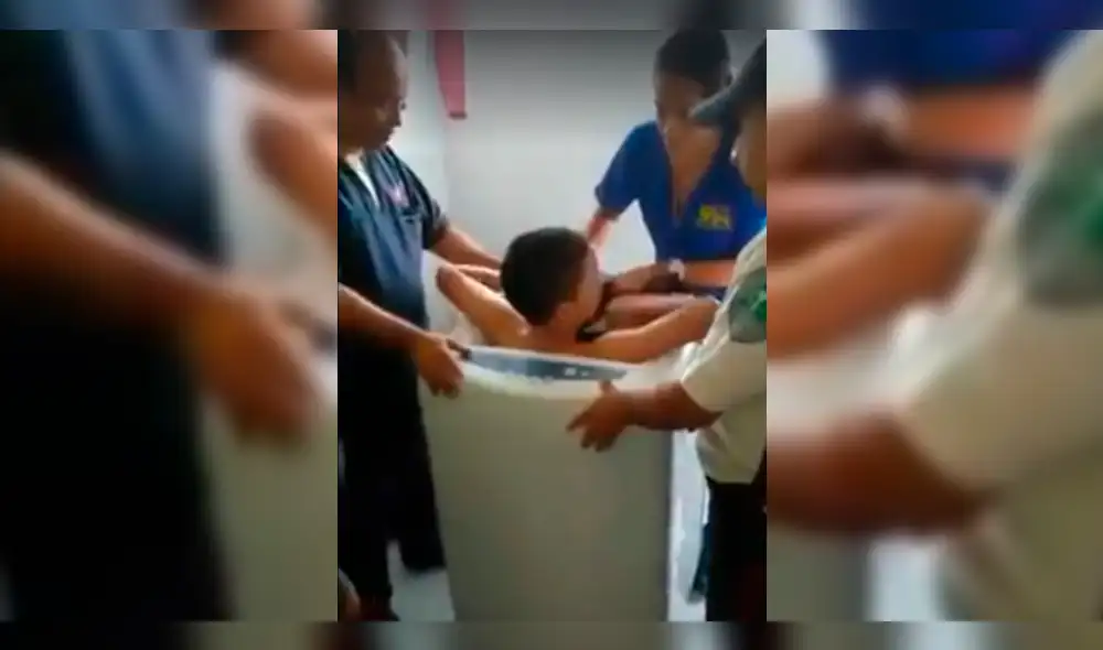 Facebook Viral: niño intenta cumplir reto y queda atrapado en lavadora Facebook Viral: niño intenta cumplir reto y queda atrapado en lavadora