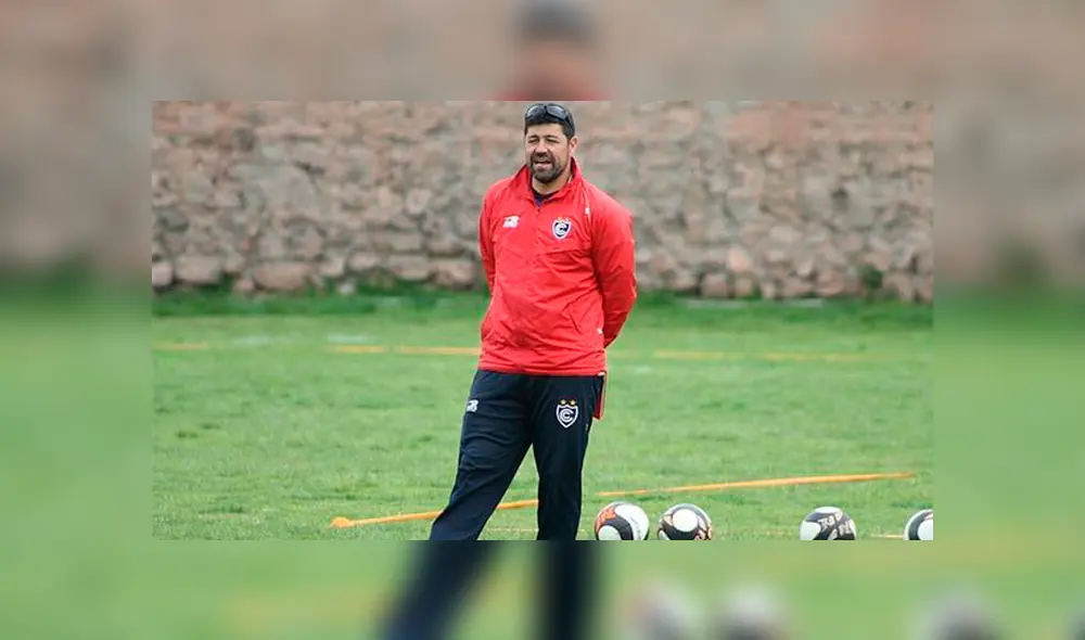 Sergio Ibarra no dirigirá a San Simón en Copa Perú