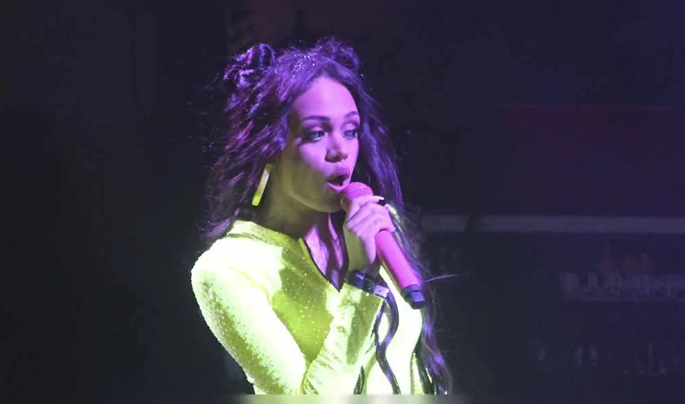 Mayra Goñi pasa incómodo momento en show por culpa de Fabio Agostini 