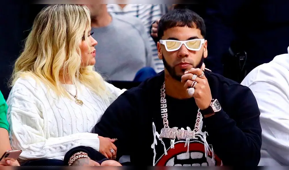 Anuel AA enfurece al padre de Karol G al publicar imágenes íntimas con su hija
