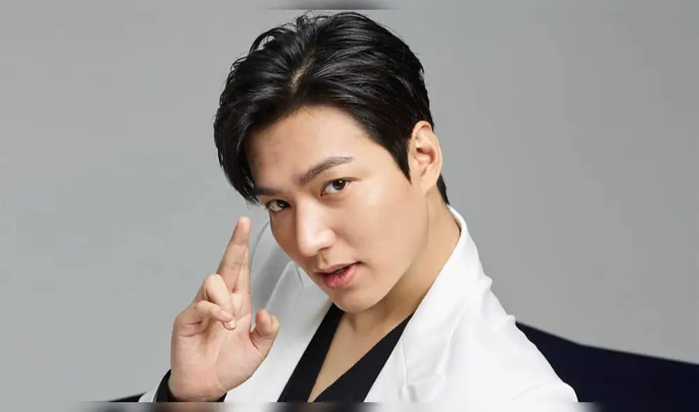 Desliza para ver más fotos de Lee Min Ho en The king: Eternal monarch.