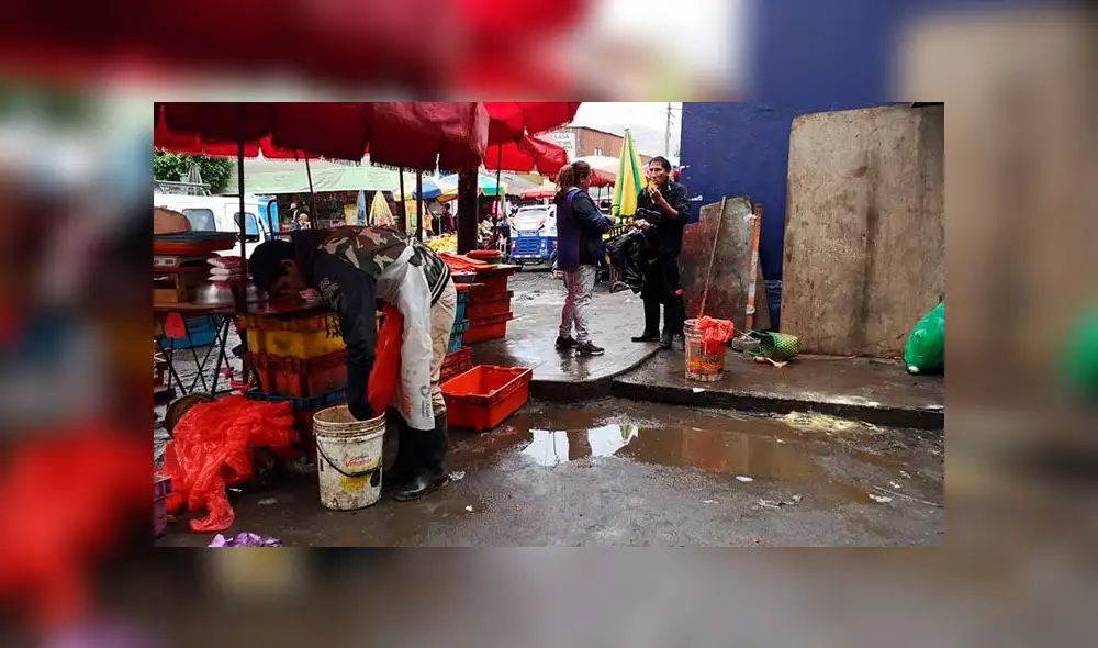 #YoDenuncio: comerciantes invaden calles de Chorrillos [FOTOS]