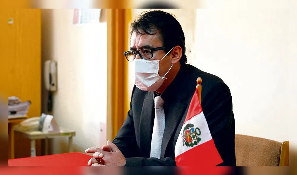 dura crítica.  Velásquez Angles sostiene que la población es muy desordenada, teme que no acaten distanciamiento social.