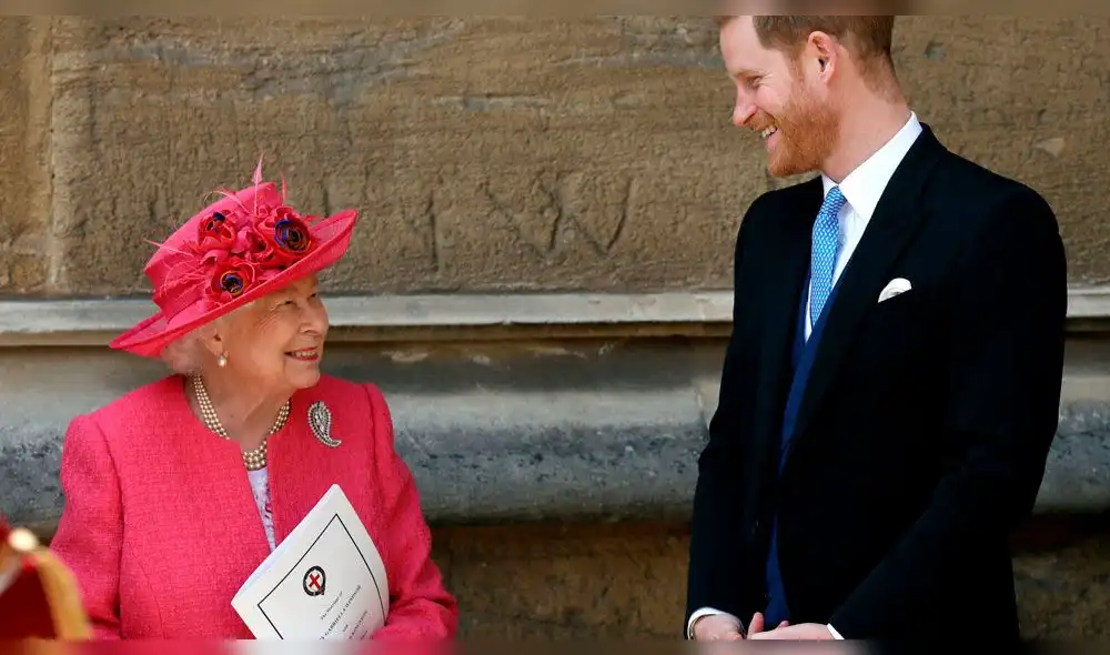Príncipe Harry y reina Isabel
