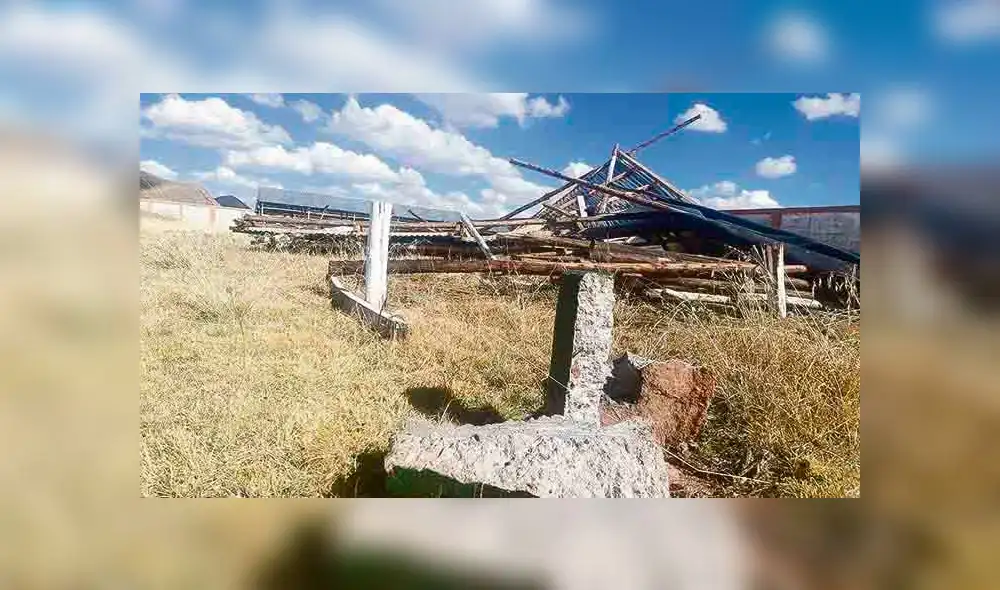 Fuertes vientos destechan ambientes de campo ferial de Puno
