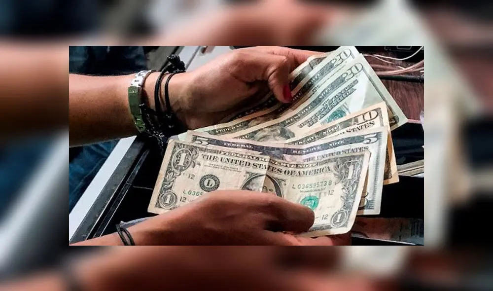 Dólar en Venezuela. Foto: AFP. Dólar en Venezuela. Foto: AFP.