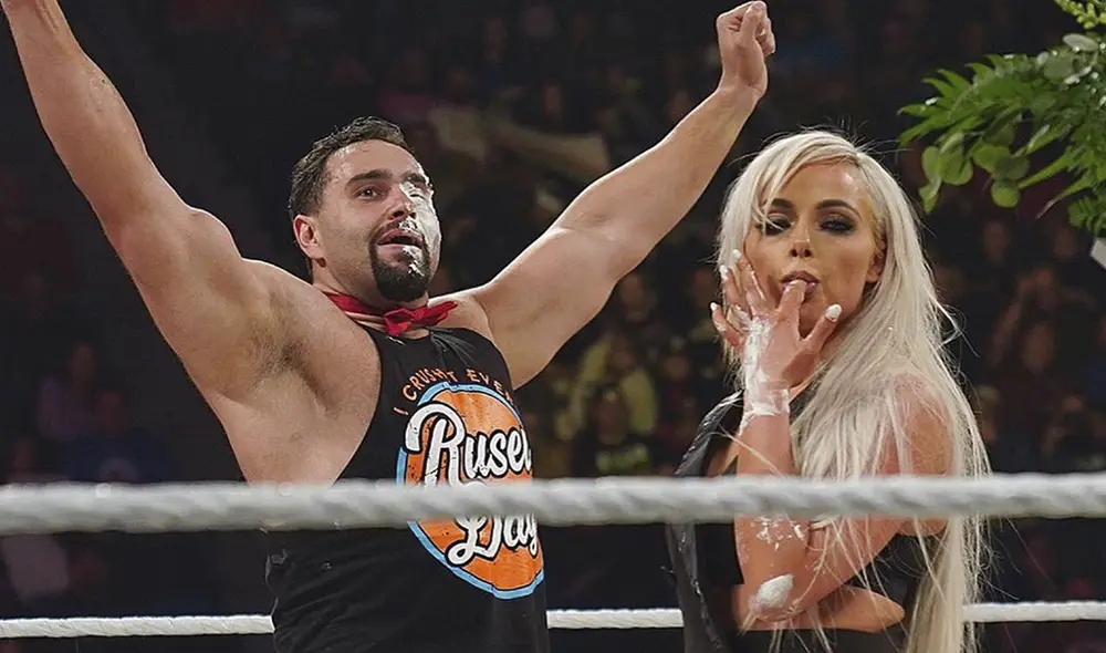 WWE RAW con Becky Lynch, Charlotte, Seth Rollins y AJ Styles. Foto: WWE Instagram WWE RAW con Becky Lynch, Charlotte, Seth Rollins y AJ Styles. Foto: WWE Instagram