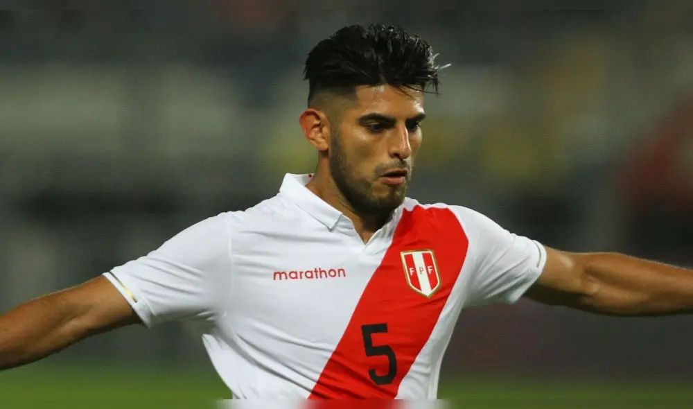 Carlos Zambrano integrante de la Selección Peruana