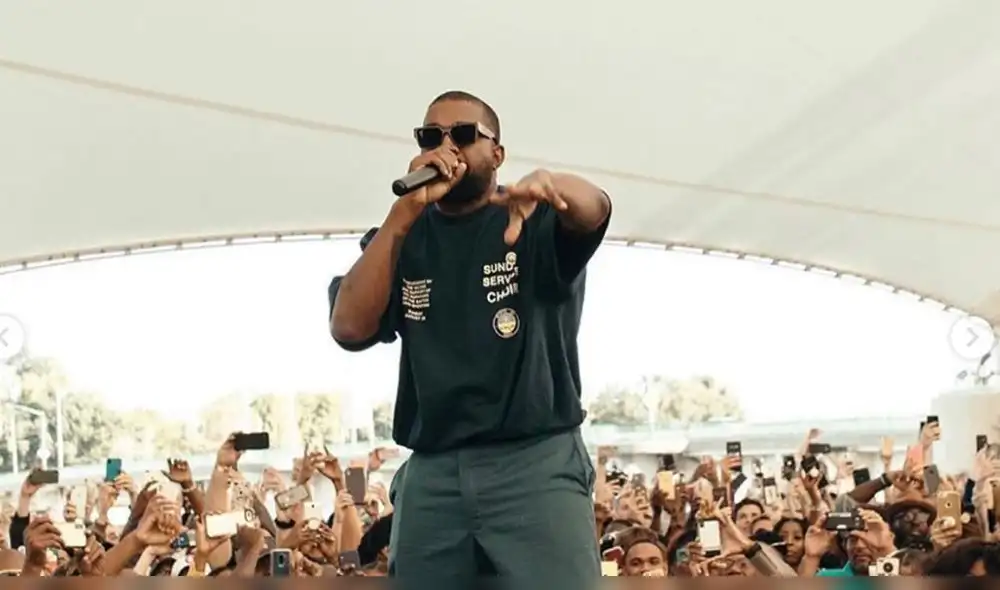 Video de Kanye West, aparentemente comiéndose la cera de su oído, es viral