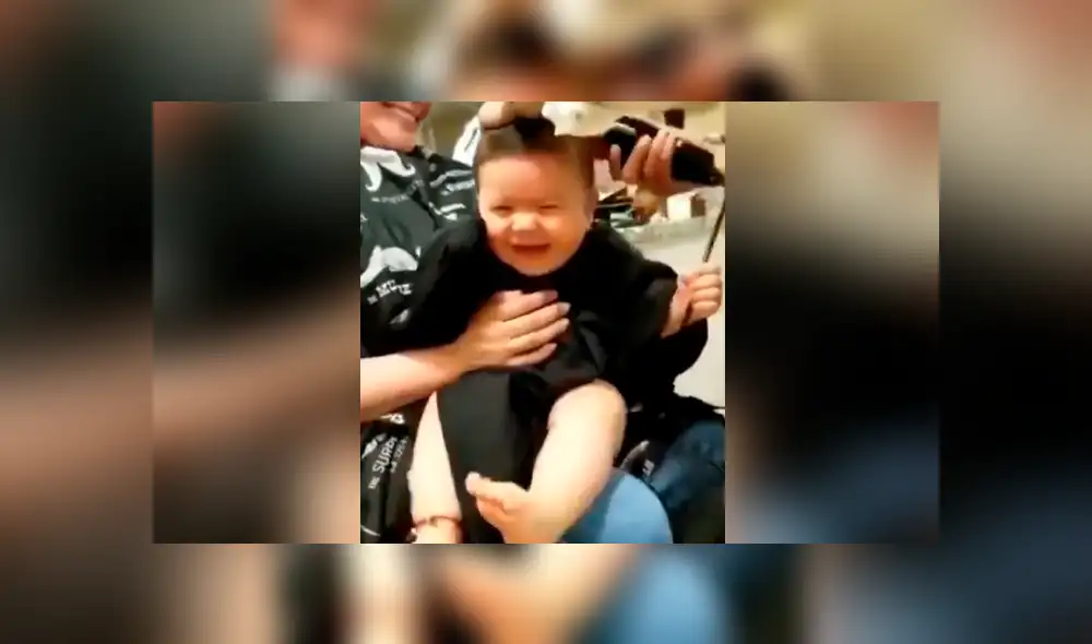 La enternecedora reacción de un bebé, después de someterse a su primer corte de cabello, se hizo viral en las redes.