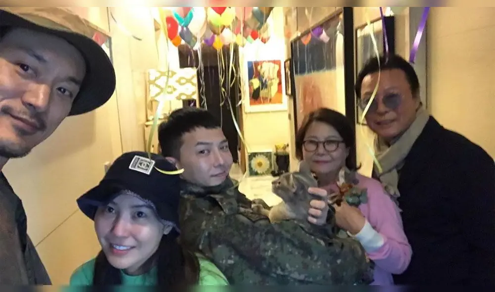 Desliza para ver más fotos de G-Dragon y su familia. Créditos: Instagram de Kwon Dami