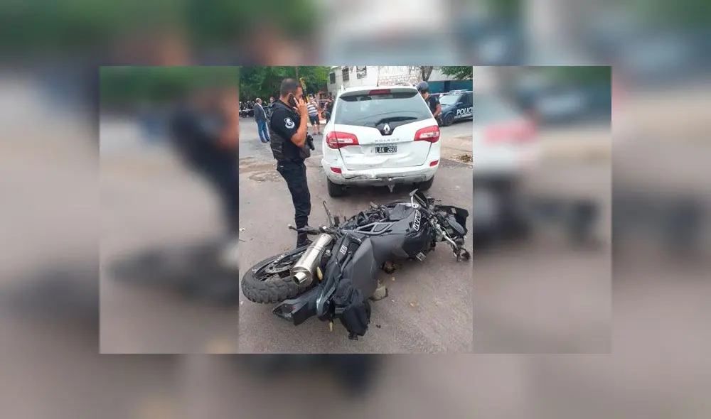 Niño de 10 años maneja una camioneta y choca contra un patrullero y dos motos policiales [VIDEO]