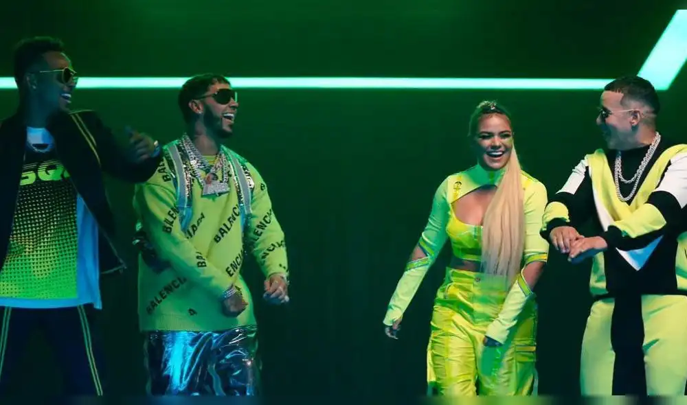 Anuel AA es blanco de críticas tras presumir nuevo Lamborghini [VIDEO]