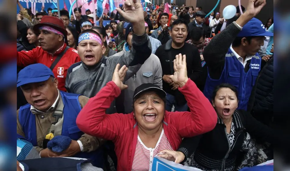 24.05.19 ALDAIR MEJIA
ESTA MAANA SE REALIZO LA MARCHA CON MIS HIJOS NO TE METAS EN LAS CALLES DE LIMA 24.05.19 ALDAIR MEJIA
ESTA MAANA SE REALIZO LA MARCHA CON MIS HIJOS NO TE METAS EN LAS CALLES DE LIMA
