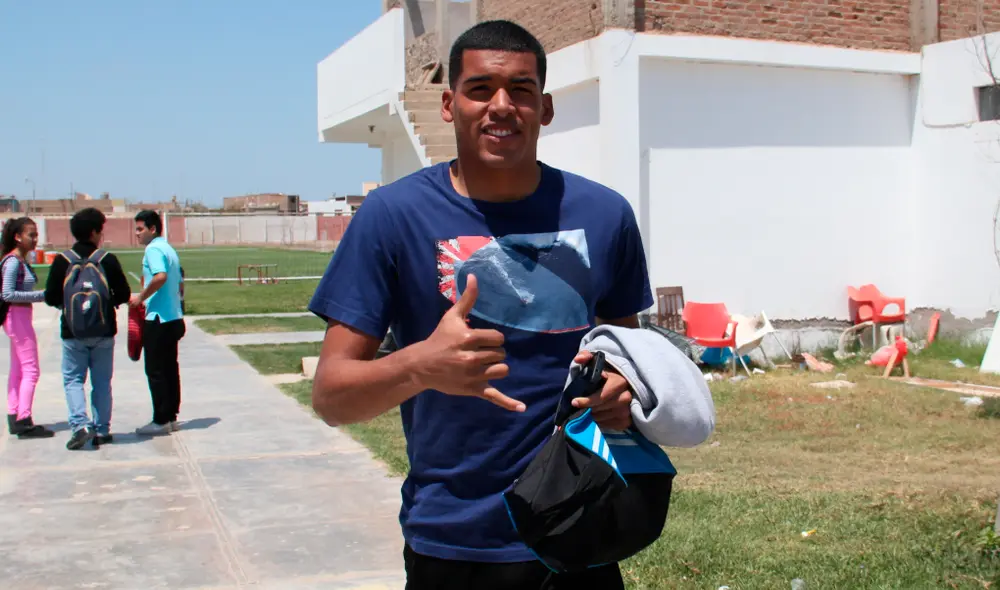 Alianza Lima anunció el fichaje de Steven Rivadeneyra para reemplazar a Pedro Gallese. | Foto: GLR