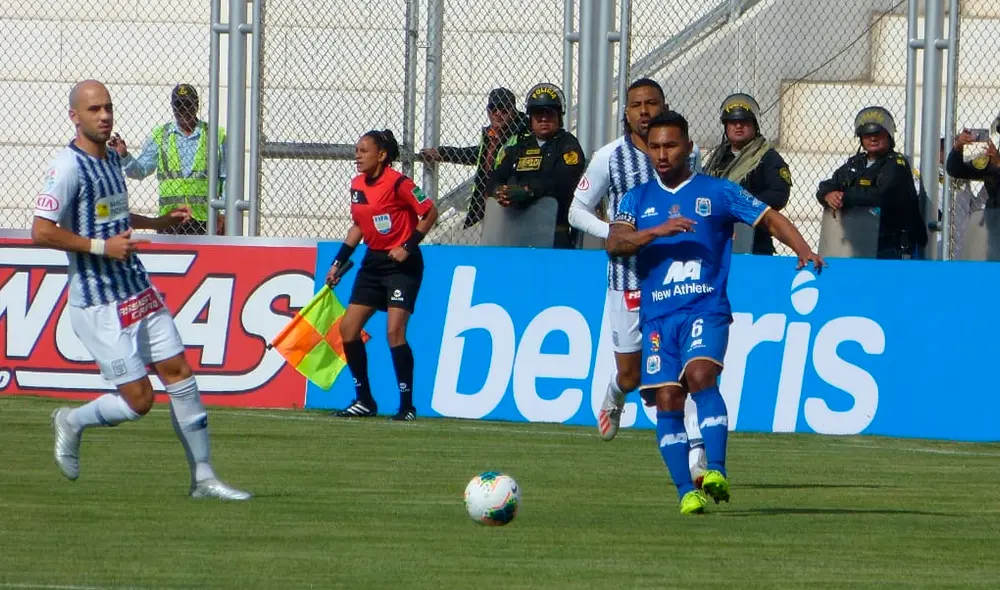 Ángel Ojeda decretó el empate de Binacional ante Alianza Lima en la final de la Liga 1 Movistar 2019. | Foto: @Liga1Movistar