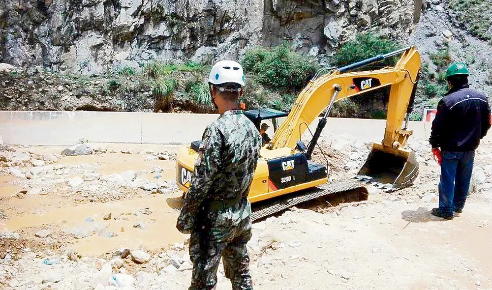 En acción. El presidente dijo que las FFAA participarán en proyectos de infraestructura nacional. Foto: En acción. El presidente dijo que las FFAA participarán en proyectos de infraestructura nacional. Foto: