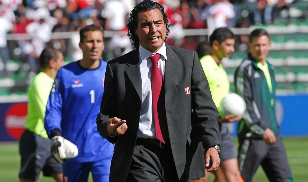 'Chemo' del Solar solo ganó seis de los 29 partidos en los que dirigió a la selección peruana. Foto: EFE