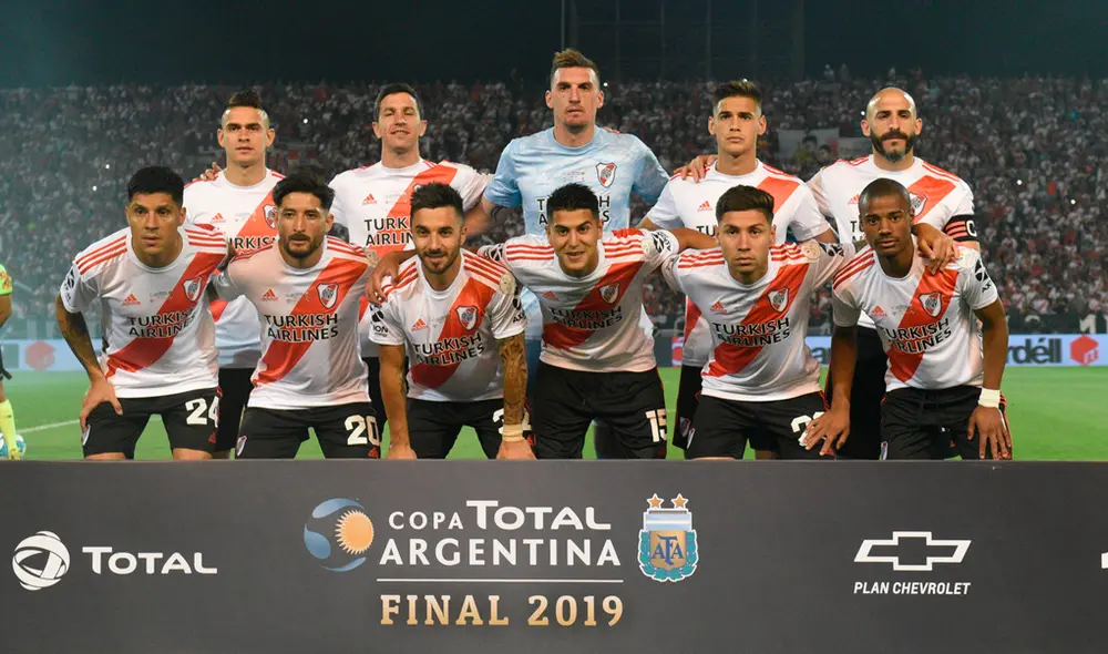 Julián Álvarez culminó una jugada de 20 pases para decretar la goleada de River Plate sobre Central Córdoba. | Foto: @442 Julián Álvarez culminó una jugada de 20 pases para decretar la goleada de River Plate sobre Central Córdoba. | Foto: @442