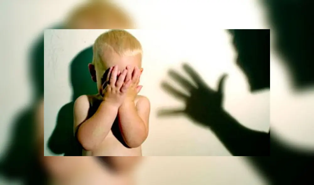 Mujer arrojó agua hirviendo a niño de 3 años por orinarse