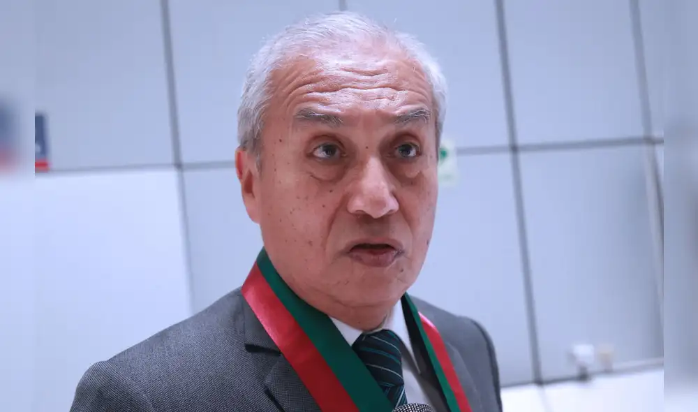 CNM ratificó a Pedro Chávarry como fiscal luego que su calificación fuera alterada CNM ratificó a Pedro Chávarry como fiscal luego que su calificación fuera alterada