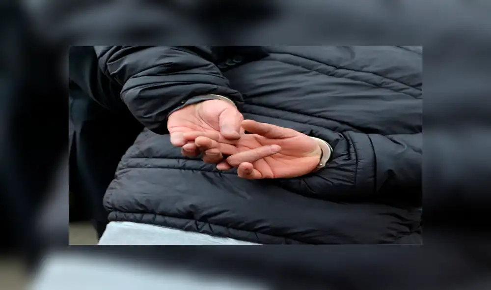 Hombre agredió con un cuchillo y abusó sexualmente de hermanas de 12 y 15 años Hombre agredió con un cuchillo y abusó sexualmente de hermanas de 12 y 15 años