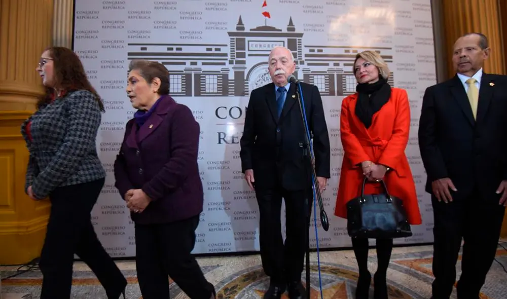 Fuerza Popular tras reunión con Del Solar: “Se abrió la posibilidad de continuar el diálogo" Fuerza Popular tras reunión con Del Solar: “Se abrió la posibilidad de continuar el diálogo"