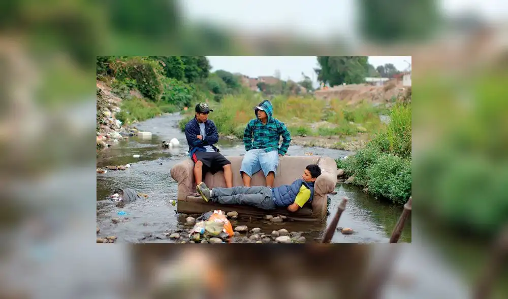 Loreto y Ucayali son las regiones con mayor número de jóvenes que no estudian ni trabajan Loreto y Ucayali son las regiones con mayor número de jóvenes que no estudian ni trabajan