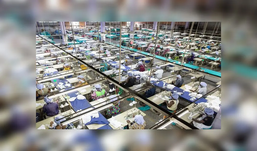 Una fábrica en Accra (capital de Ghana), registró 533 casos de coronavirus. Foto: AFP (referencial) Una fábrica en Accra (capital de Ghana), registró 533 casos de coronavirus. Foto: AFP (referencial)