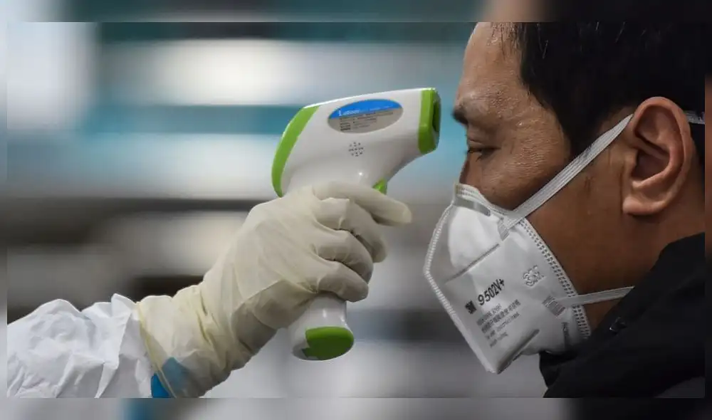 Mascarillas N95 deben estar reservadas para el personal médico, ante su escasez. Foto: AFP