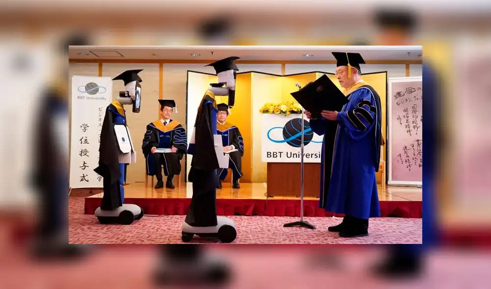 Graduación durante pandemia: estudiantes en Japón reciben diploma de forma virtual [VIDEO]