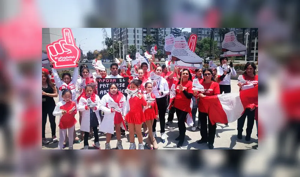 Jesús María: jóvenes protestan por cierre de pista para patinaje de hielo [VIDEO]