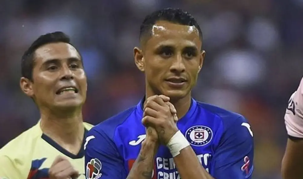 Yoshimar Yotún se lesionó y no podrá estar en el Cruz Azul vs. Pachuca. | Foto: EFE