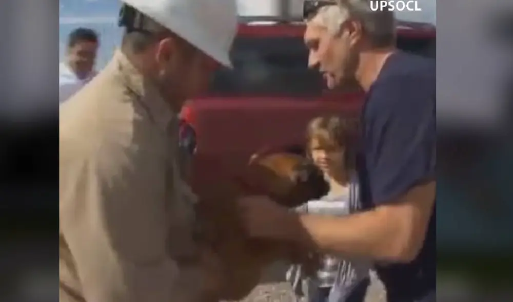 Desliza las imágenes para ver el viral de Facebook. Foto: Captura/Upsocl Verde Desliza las imágenes para ver el viral de Facebook. Foto: Captura/Upsocl Verde