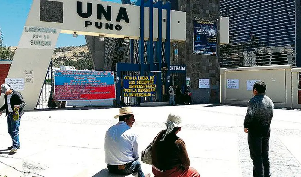 Universidad comunicó a los padres de familia y postulantes que reprogramará el examen general de admisión.