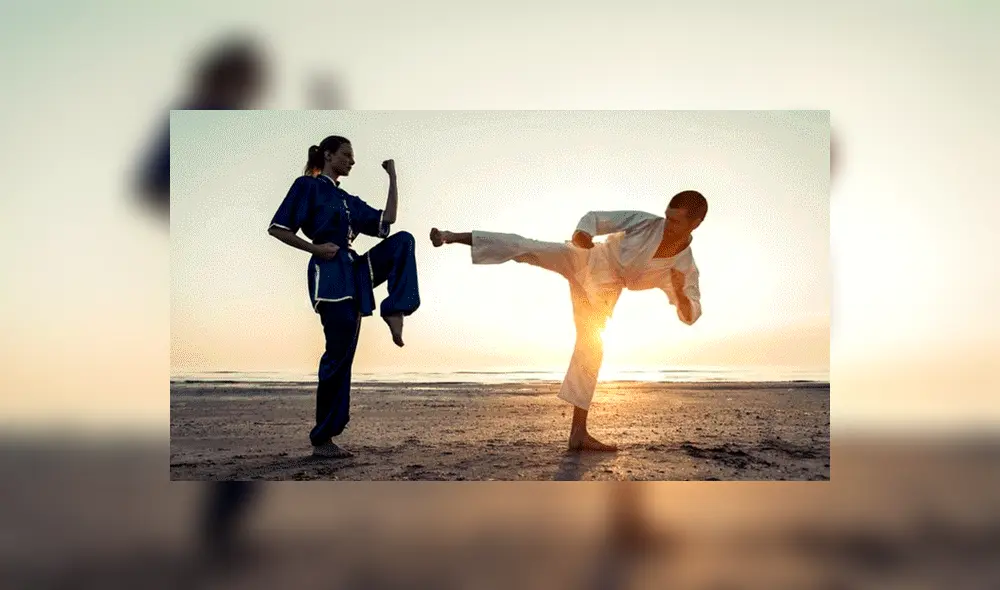 Ejercicios para crecer: patadas al aire.