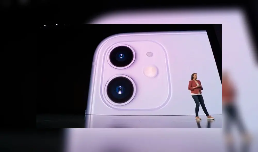 El iPhone 11 tiene solo doble cámara trasera. El iPhone 11 tiene solo doble cámara trasera.