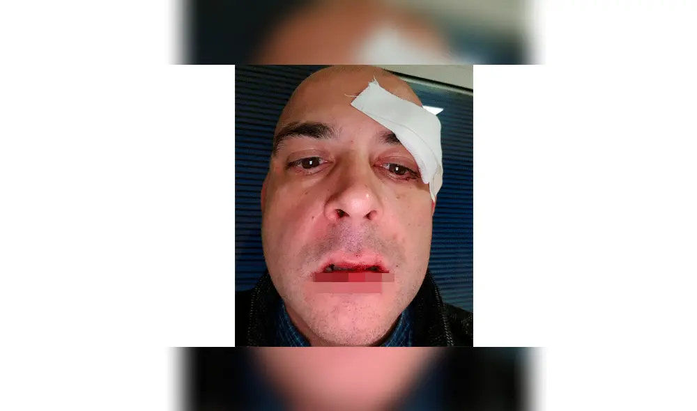 Hombre es golpeado por cargar una bolsa de color rosa